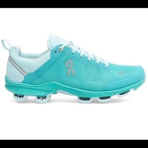 Womens ON CloudSurfer size 9